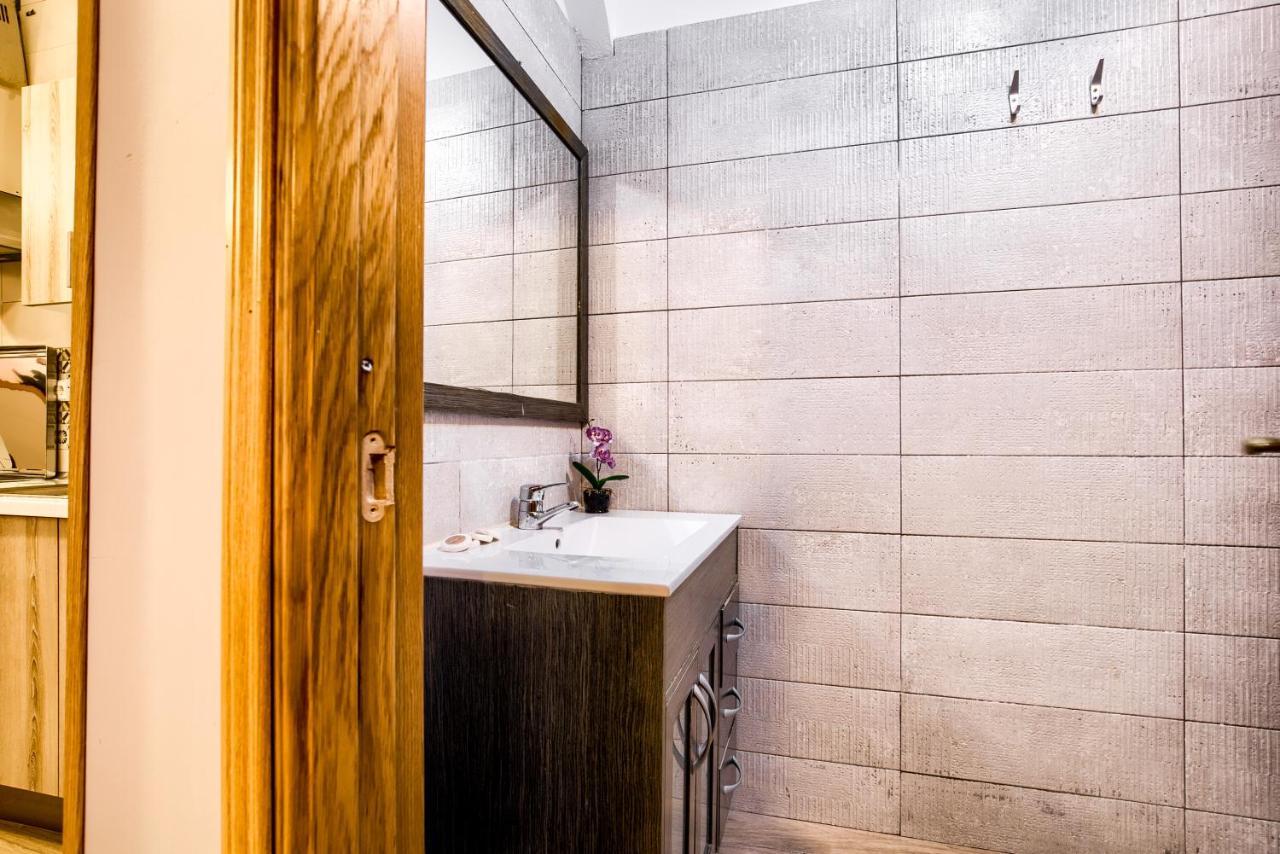 Charming Tirso De Molina I Lejlighed Madrid Eksteriør billede